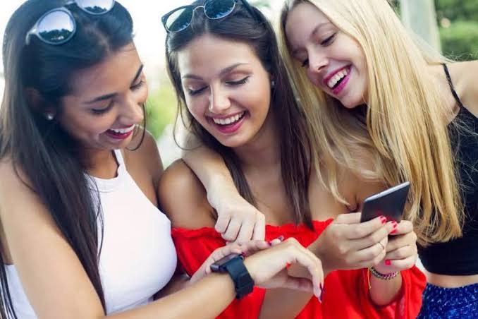 Evli Çift Sesli Seks Kameralı Sex Sohbet